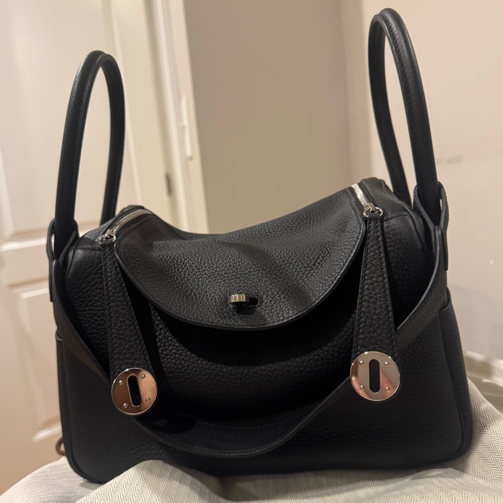 Hermes 26 Lindy Bag Clemence